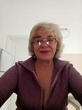 52MiaLove02 online show from December 1, 2025, 5:34 am