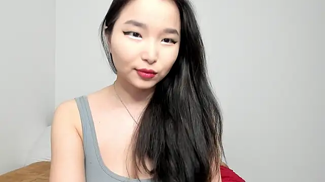 Soyun Mia online show from April 16, 2026, 12:06 pm