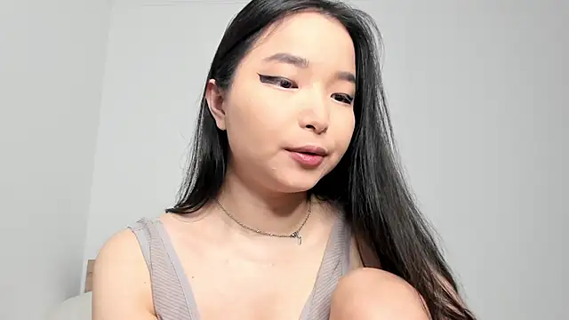 Soyun Mia online show from May 21, 2026, 12:56 pm