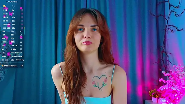 Snapshot of LisaDrake chatting on October 9, 2025, 7:12 pm LisaDrake online show from October 9, 2025, 7:12 pm