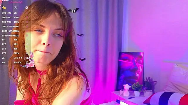 Snapshot of LisaDrake chatting on November 5, 2025, 7:03 pm LisaDrake online show from November 5, 2025, 7:03 pm