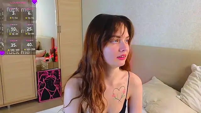 Snapshot of LisaDrake chatting on November 16, 2025, 7:30 pm LisaDrake online show from November 16, 2025, 7:30 pm