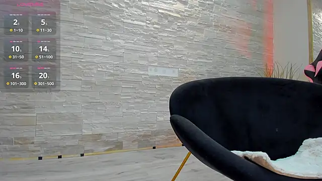 Jelly Bee online show from October 18, 2025, 7:36 pm