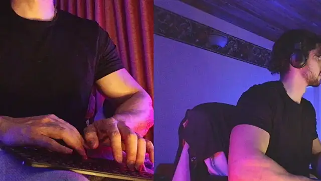 Axel-Cr0ss online show from September 12, 2025, 2:00 am