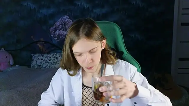 artass2 online show from November 22, 2025, 7:02 pm