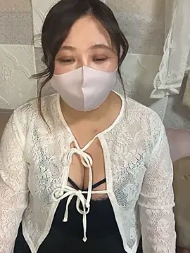 Snapshot of kotone_blossom_x chatting on October 10, 2025, 12:04 pm kotone blossom x online show from October 10, 2025, 12:04 pm