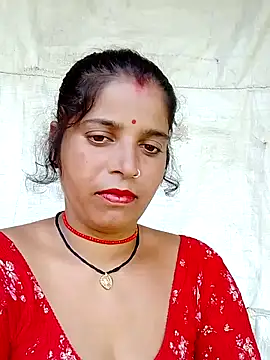 Snapshot of Manvi_tyagi chatting on September 17, 2025, 7:43 am Manvi tyagi online show from September 17, 2025, 7:43 am