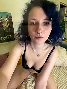 Snapshot of Kitty_Kisss chatting on November 6, 2025, 5:03 pm Kitty Kisss online show from November 6, 2025, 5:03 pm