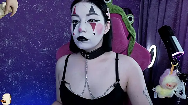 MargarettRose online show from July 15, 2026, 4:29 am