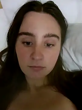 freakylittlebitch69 online show from October 12, 2025, 4:22 am