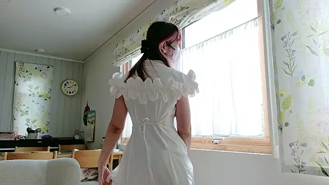SUZU 1201 online show from May 30, 2026, 12:08 am