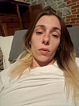 Snapshot of SexyAlya chatting on October 1, 2025, 11:00 pm SexyAlya online show from October 1, 2025, 11:00 pm