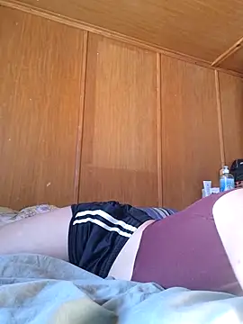 YoungLiisaxx online show from December 1, 2025, 11:59 am