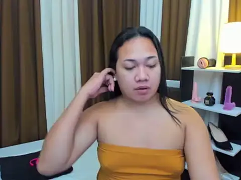 TsUncutKaren online show from October 22, 2025, 8:30 pm