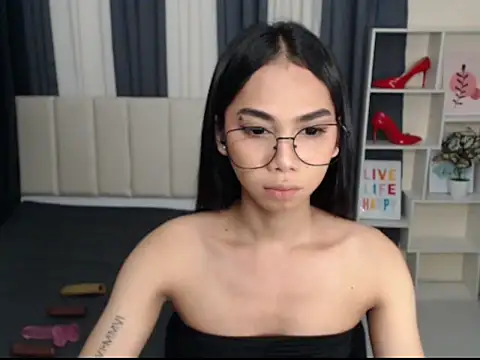 PetiteAsianYuki online show from October 26, 2025, 7:14 am