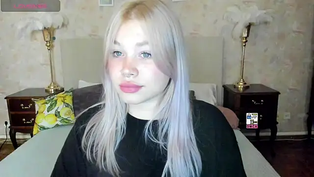 Diana Dream online show from November 12, 2025, 8:30 pm