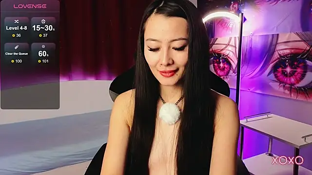 Milly  Foxy online show from January 8, 2026, 1:02 pm