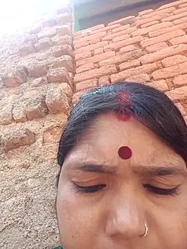 Priya tyagi online show from September 27, 2025, 7:24 am