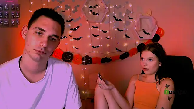 Snapshot of renata_sweety chatting on October 22, 2025, 1:06 am renata sweety online show from October 22, 2025, 1:06 am