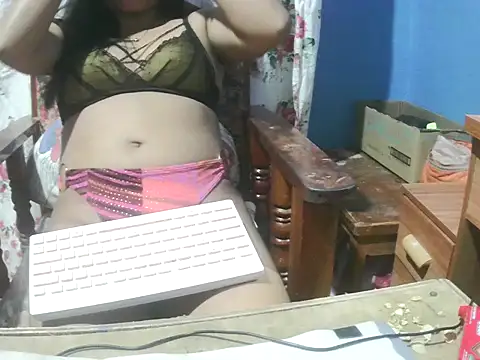 Snapshot of Squirter_Pussy89 chatting on November 3, 2025, 6:09 pm Squirter Pussy89 online show from November 3, 2025, 6:09 pm