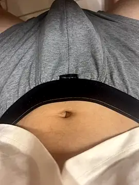 Snapshot of Chu7iuPi chatting on September 27, 2025, 2:49 am Chu7iuPi online show from September 27, 2025, 2:49 am