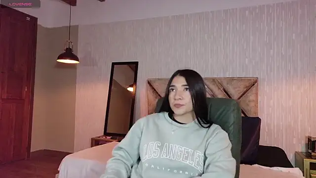 Aurora jones11 online show from October 9, 2025, 4:10 am