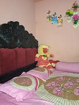 Snapshot of ariya-03 chatting on December 15, 2025, 7:07 pm ariya-03 online show from December 15, 2025, 7:07 pm