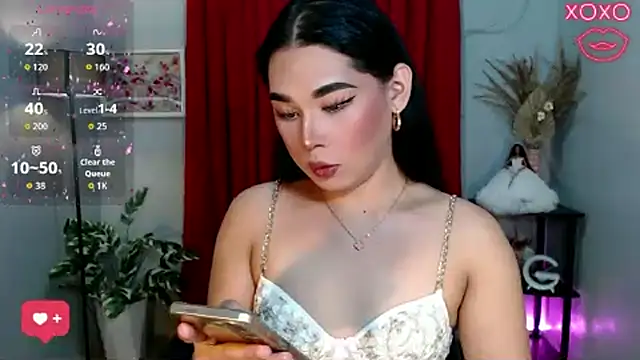 Kiethmadison Miller online show from November 3, 2025, 2:07 pm