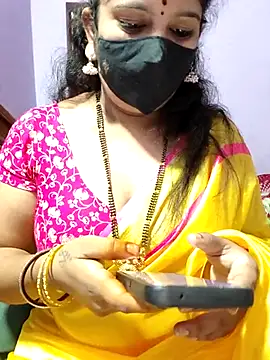 Snapshot of luci-queen chatting on September 29, 2025, 5:23 am luci-queen online show from September 29, 2025, 5:23 am