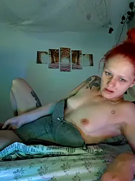 Snapshot of Redhairbiitch chatting on September 10, 2025, 10:54 pm Redhairbiitch online show from September 10, 2025, 10:54 pm