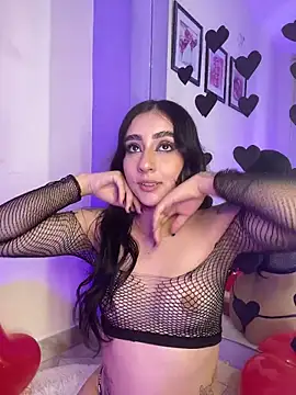 sharlot24 online show from February 14, 2026, 3:03 am