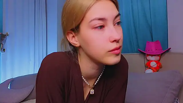 AngelicRice online show from November 8, 2025, 11:10 am