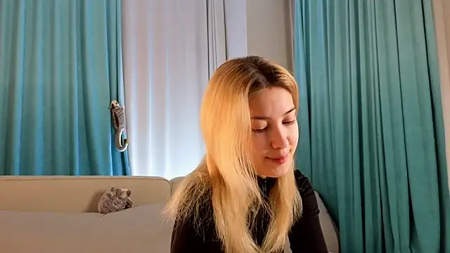 AngelicRice online show from January 8, 2026, 11:12 am