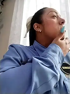 CRISTAL  11 online show from September 27, 2025, 1:49 pm