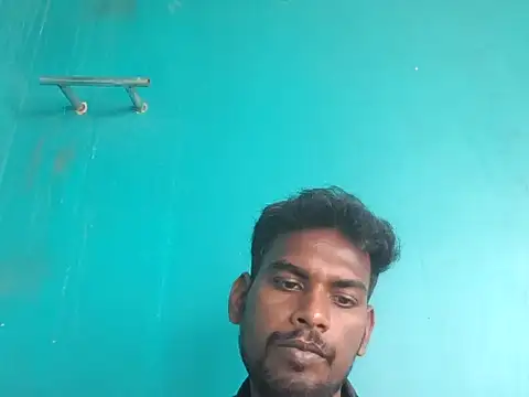 Snapshot of Tamilgud23 chatting on February 18, 2026, 8:21 am Tamilgud23 online show from February 18, 2026, 8:21 am