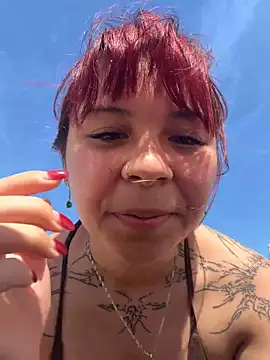 YumiLux online show from June 17, 2026, 1:34 pm