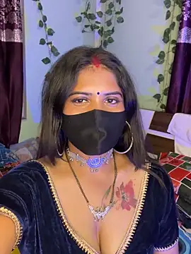 V-Hot-Sweti online show from September 28, 2025, 6:13 pm