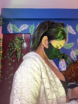 V-Hot-Sweti online show from December 16, 2025, 3:44 am