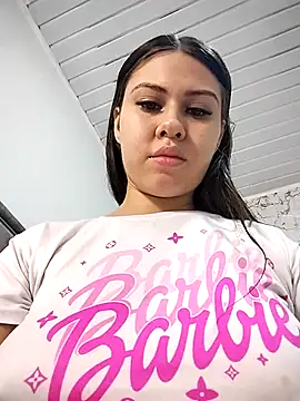 Layla fontainex x online show from December 5, 2025, 2:14 pm