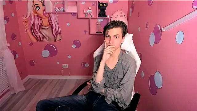 OttoWilliams online show from October 8, 2025, 10:29 pm