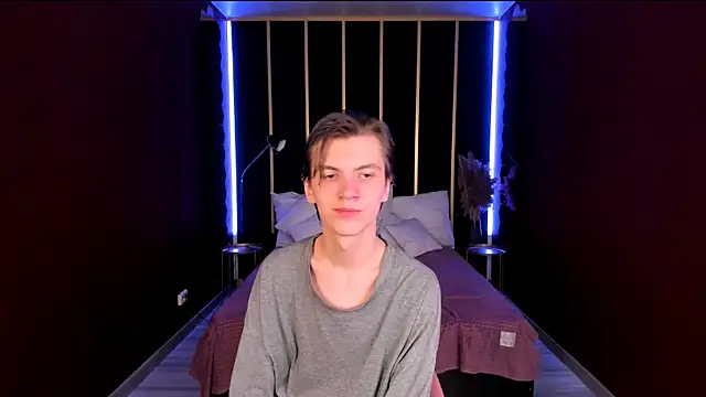 OttoWilliams online show from October 17, 2025, 9:17 pm