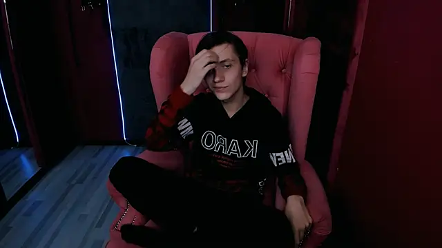 OttoWilliams online show from October 25, 2025, 8:14 pm