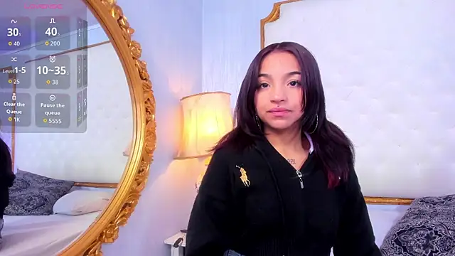 Snapshot of Manelyk_evanss_ chatting on November 12, 2025, 11:10 am Manelyk evanss online show from November 12, 2025, 11:10 am