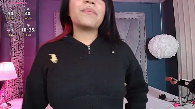 Snapshot of Manelyk_evanss_ chatting on February 9, 2026, 5:17 pm Manelyk evanss online show from February 9, 2026, 5:17 pm