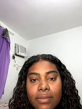 Snapshot of LunaSthena chatting on September 21, 2025, 3:19 am LunaSthena online show from September 21, 2025, 3:19 am