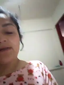 Snapshot of Thamiressssss chatting on September 15, 2025, 2:17 pm Thamiressssss online show from September 15, 2025, 2:17 pm