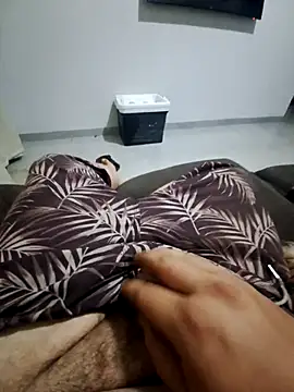 Snapshot of coisasdecasal2727 chatting on November 2, 2025, 2:47 am coisasdecasal2727 online show from November 2, 2025, 2:47 am