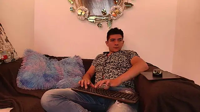 lilith and draven nom online show from October 14, 2025, 8:31 pm