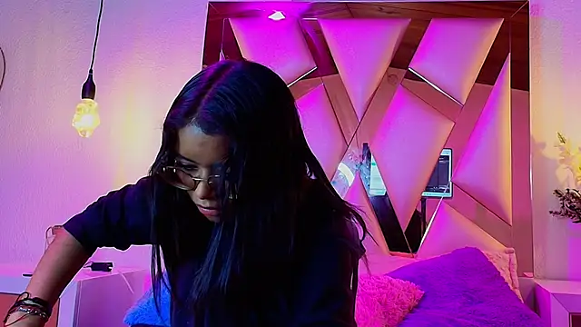 lilith and draven nom online show from October 16, 2025, 10:55 pm