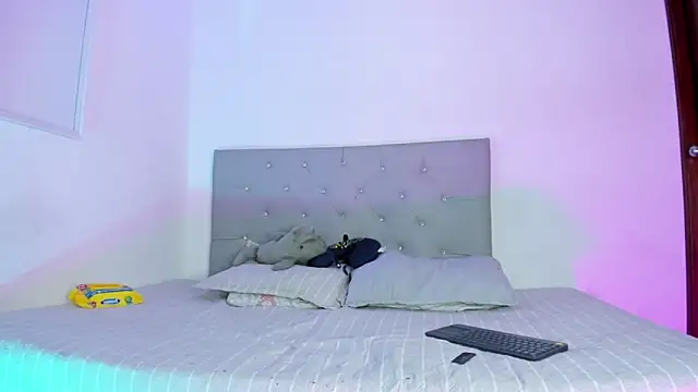 twinkDuohot online show from February 17, 2026, 12:29 am